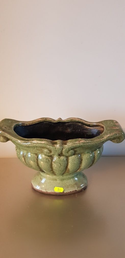 Ghivece vechi din ceramică italiană