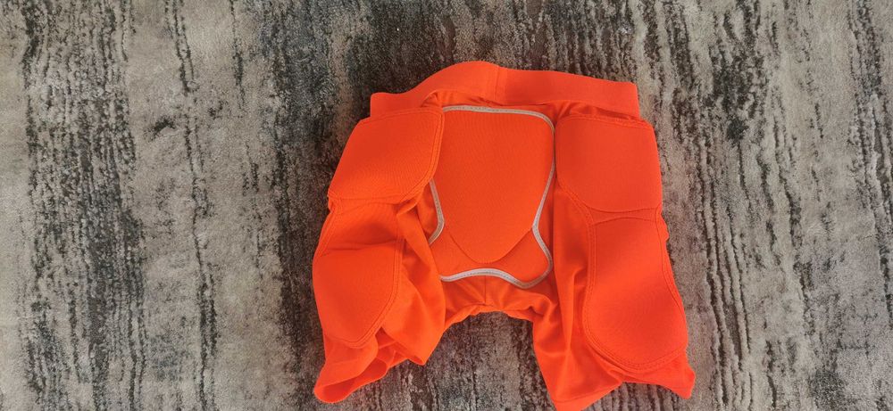 Protectii snowboard pentru fund si genunchi, marime XS/S