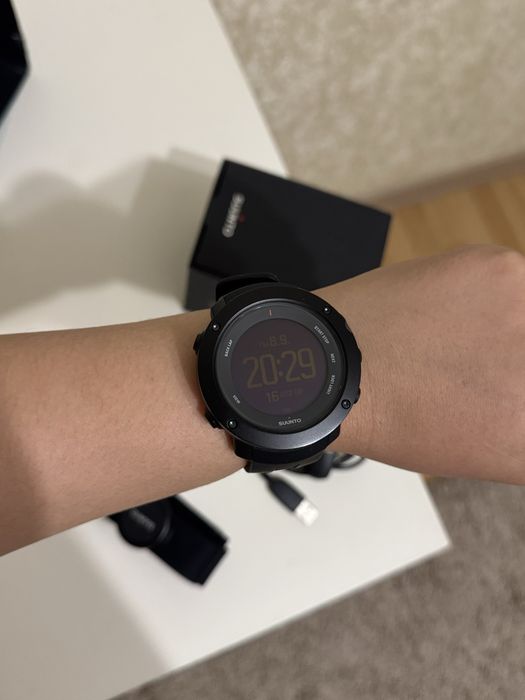 Suunto Ambit 3 Vertical — спортивные часы премиум-класса