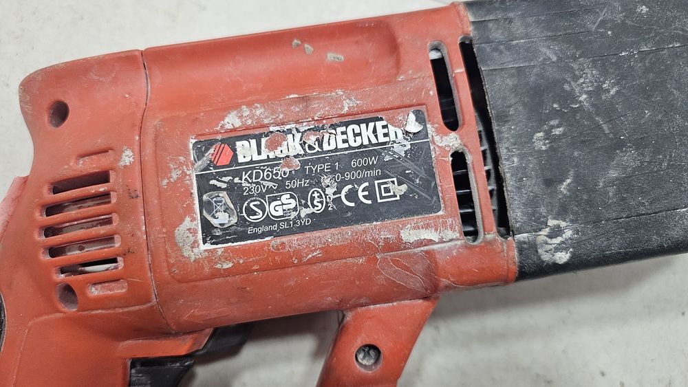 Перфоратор електрически Black & Decker KD650 /600W/