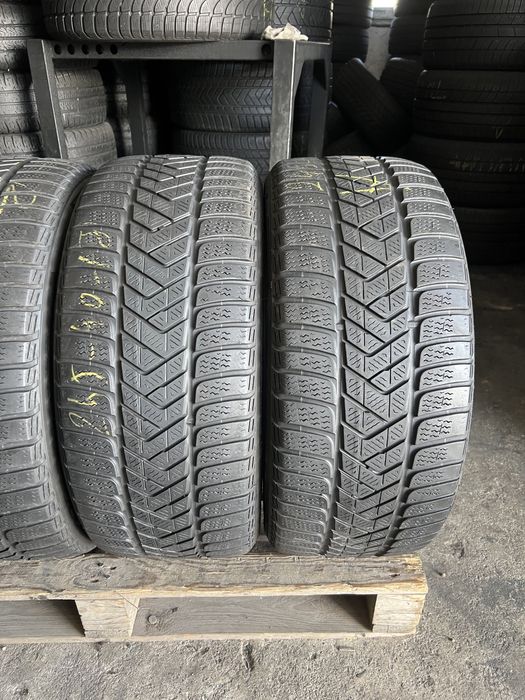 4 anvelope de iarna 245/40/18 Pirelli!