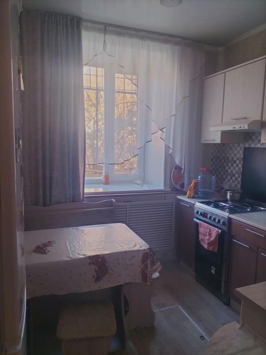 Срочно продам 1 комнатную квартиру