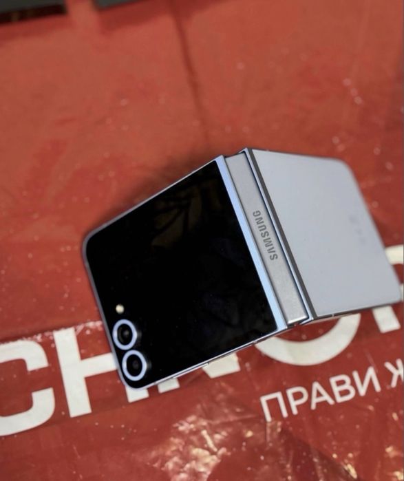 КАТО НОВ 512GB Samsung Z Flip 6 Технополис Гаранция 2026 Blue / Син