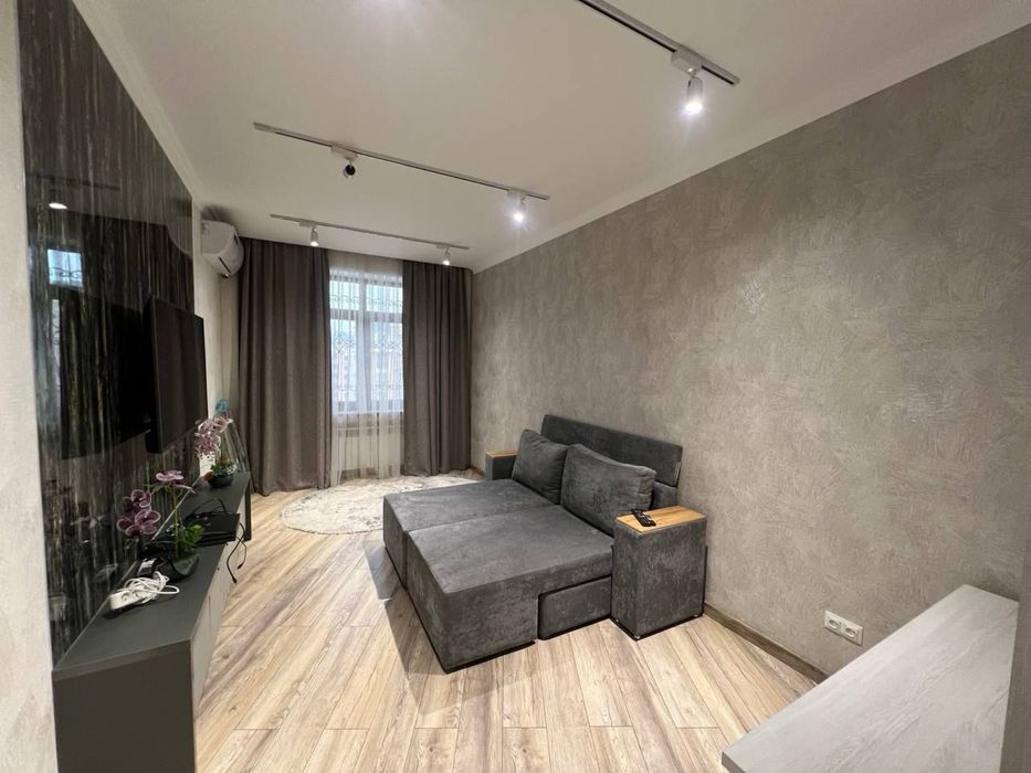 Новостройка Parisien квартира 2 комнатная Golden House