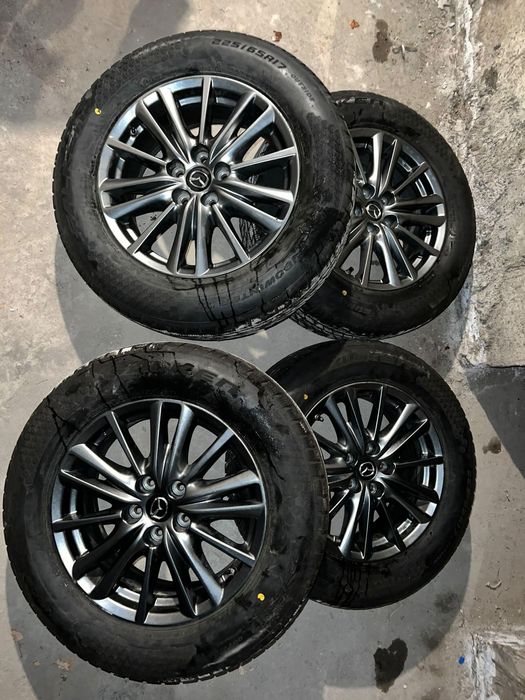 Джанти със зимни гуми Мазда 17