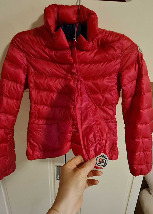 Geaca Moncler originala fetie 8 ani