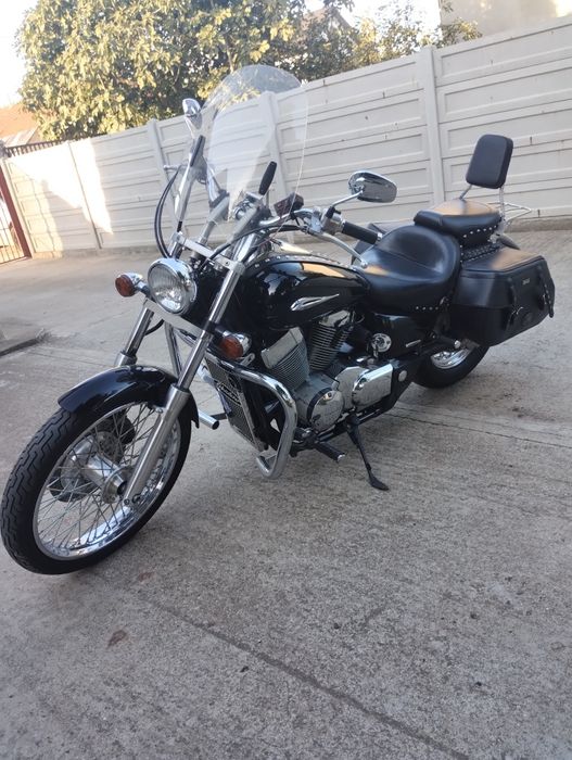 Honda shadow spirit 750