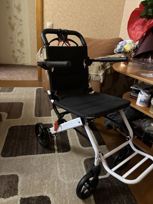 Коляска в идеалтном состоянии 60 000 тенге