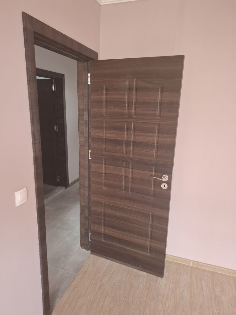 Интериорни врати  _ чисто нови