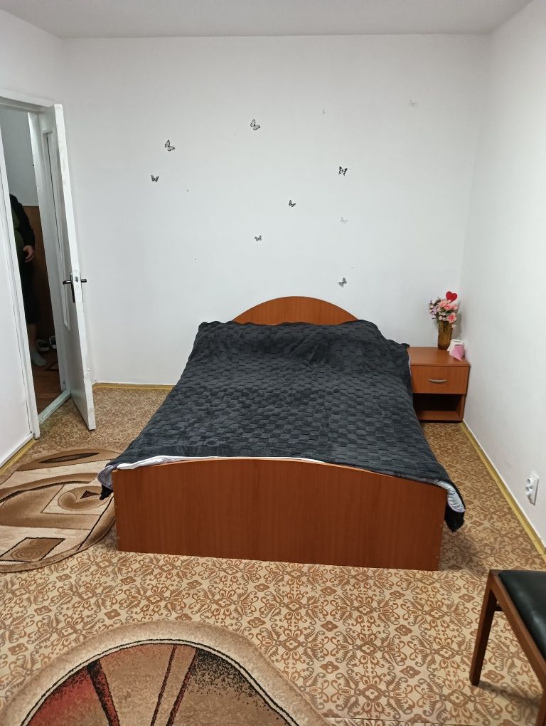 Apartament de inchiriat