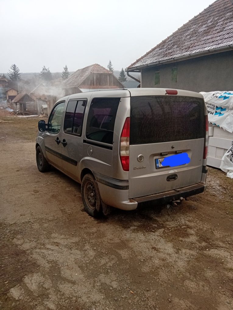 Vand fiat doblo !