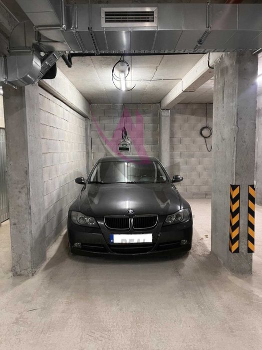 Продава се Гараж / Паркомясто в Варна, Левски - 13 кв.м за 2077 €/кв.м - Снимка #1