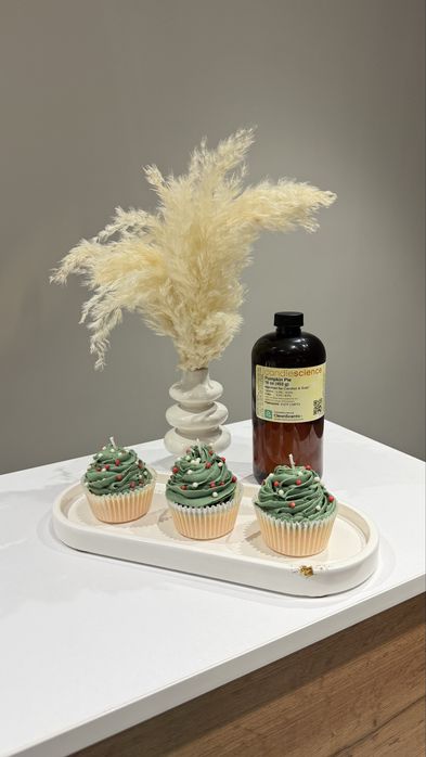 Свечи-капкейки новогодние