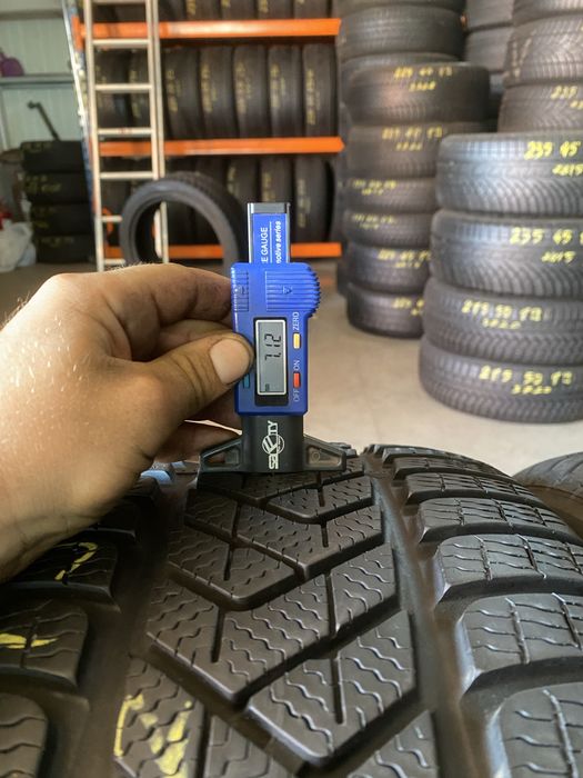 Anvelope iarna 255/45/19 Pirelli Sottozero 3 255 45 19 R19