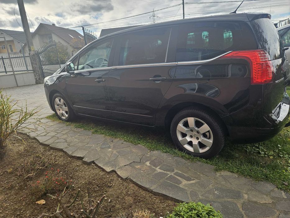 Peugeot 5008 1.6 HDI 2012