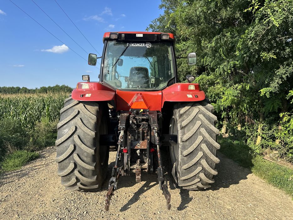 Tractor Magnum Mx285