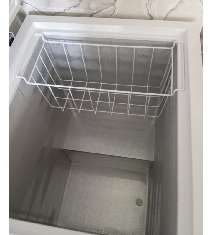 Продам морозильник