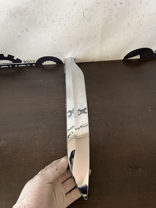 Ornament crom stanga bara spate Volvo XC60 mk2