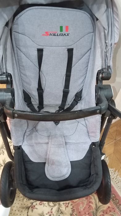 Коляска лёгкая в использовании б/у в хорошем состоянии