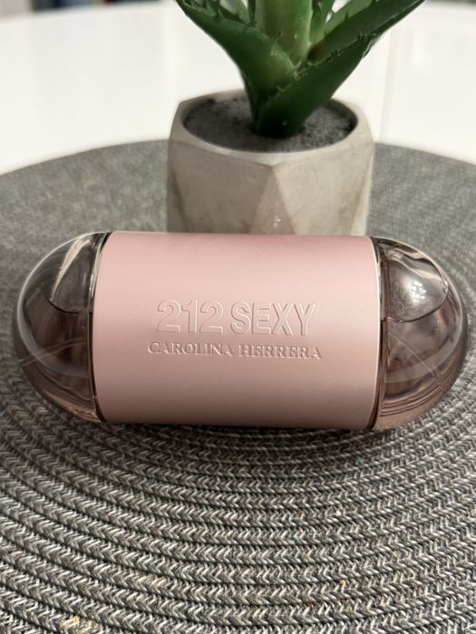 Carolina Herrera 212 Sexy 100мл. Оригинален!