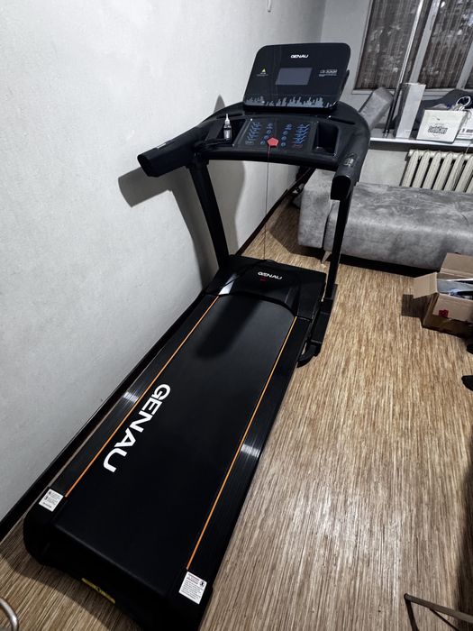 Беговая тренировочная дорожка