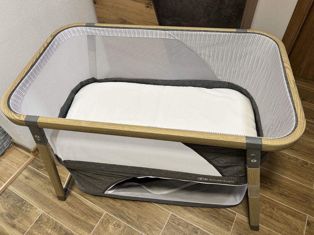 Pǎtuț pentru călătorie Kinderkraft Sofi cu legănare 4in1