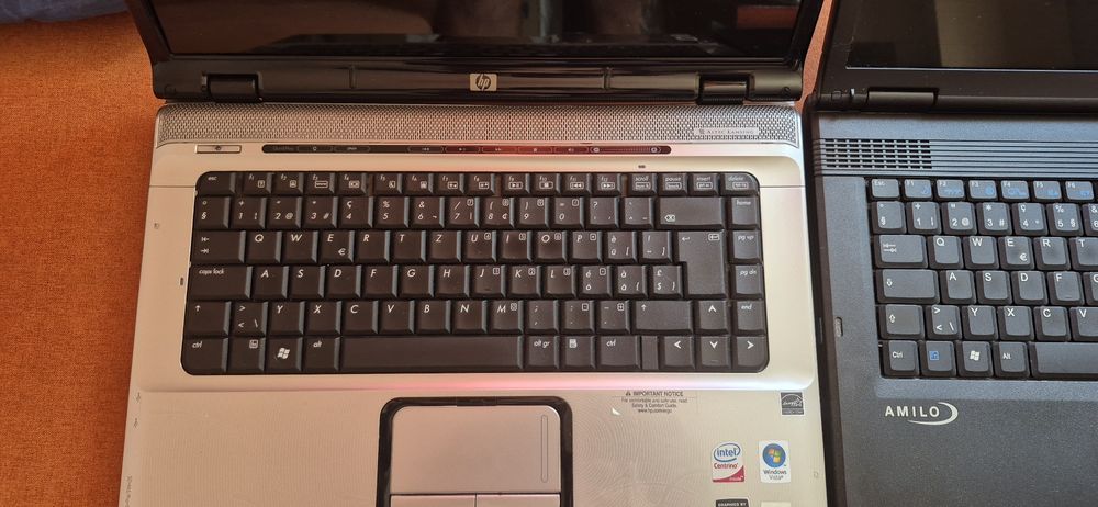 Vând 2 laptop-uri