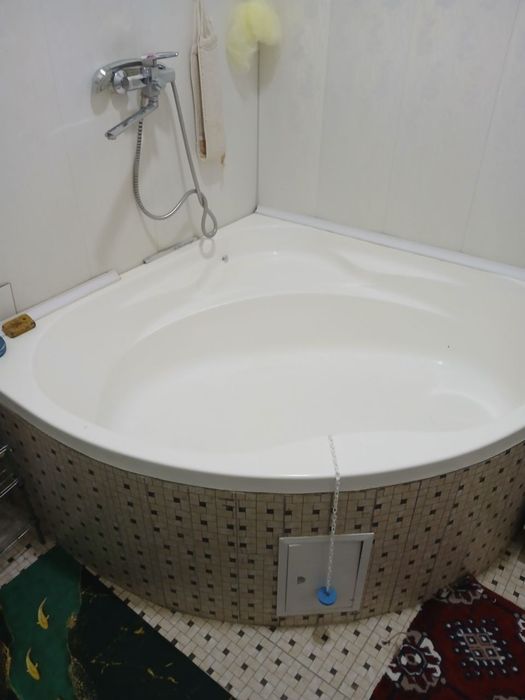 Продаётся ванна в хорошем состоянии
