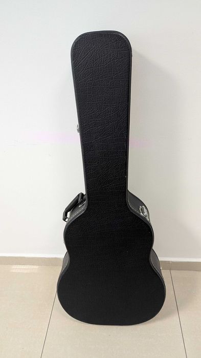 Куфар за акустична китара (guitar hard case)