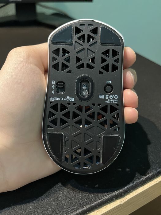 Mouse Gaming Wirelles Attack Shark R5 Ultra 8000 Polling Rate