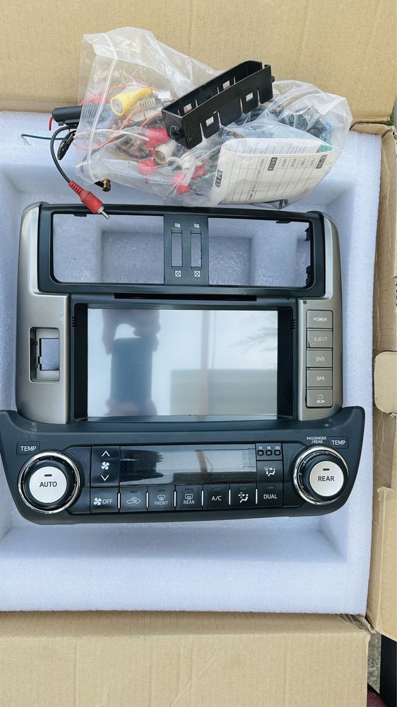 Toyota 150 prado monitori sotiladi