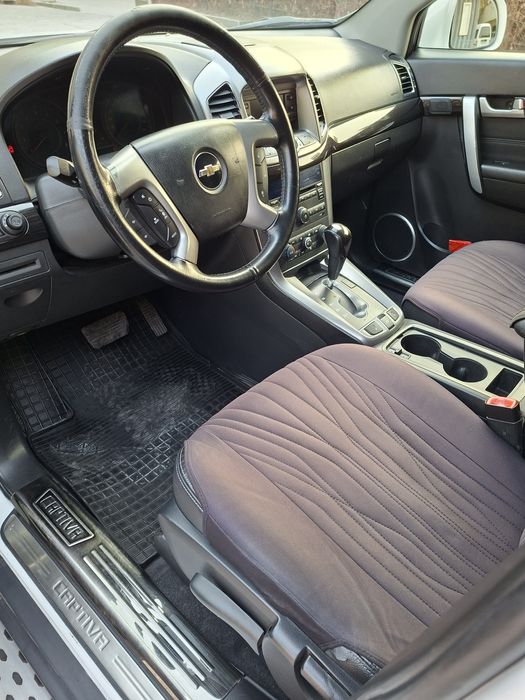 Срочно продам каптиву 3