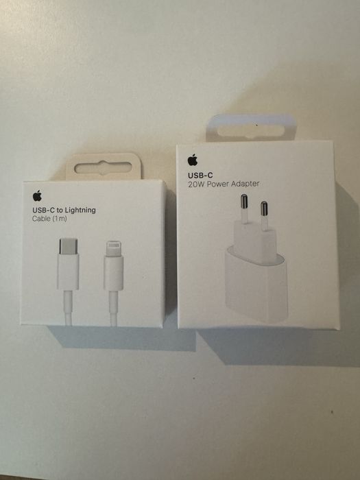 Apple 20W Заряден Комплект (USB-C адаптер + Lightning кабел)
