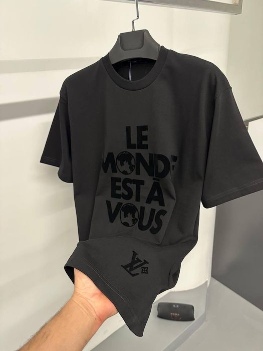 Мъжки тениски различни модели