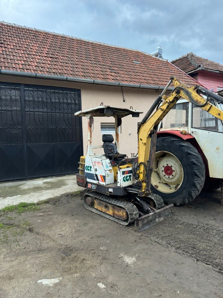 Miniexcavator Yanmar B17