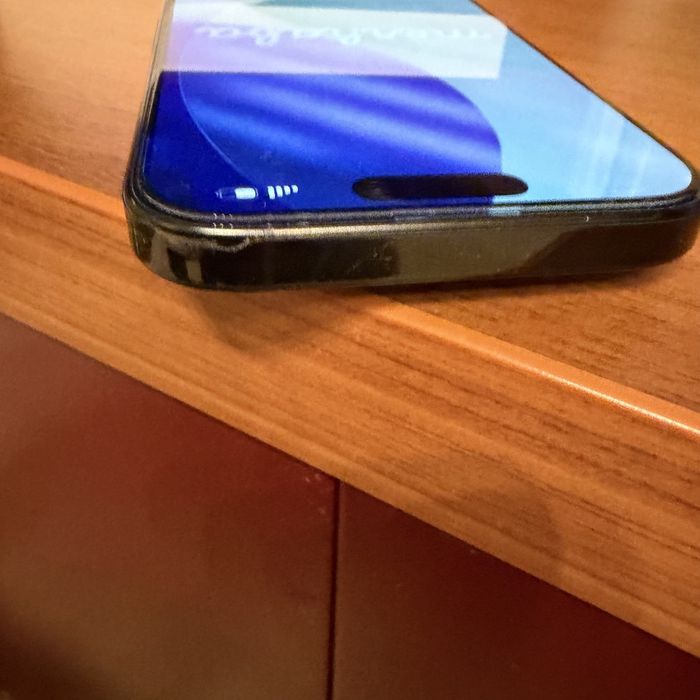 iPhone 16 Pro 256 GB impecabil cu garantie pana in octombrie 2026