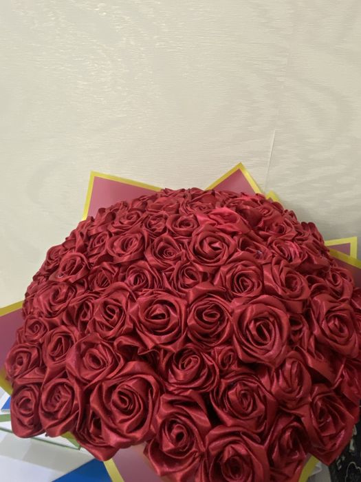 продам букет из атластныз лент 101 роз