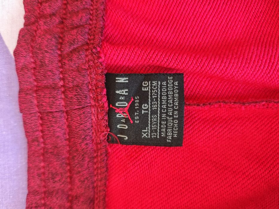 Оригинално долнище на Jordan цвят бордо