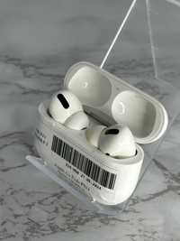 AirPods Pro.