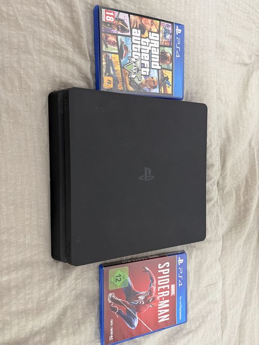 PlayStation 4 Slim 1TB + 2 jocuri (GTAV şi Marvel’s Spider-Man)