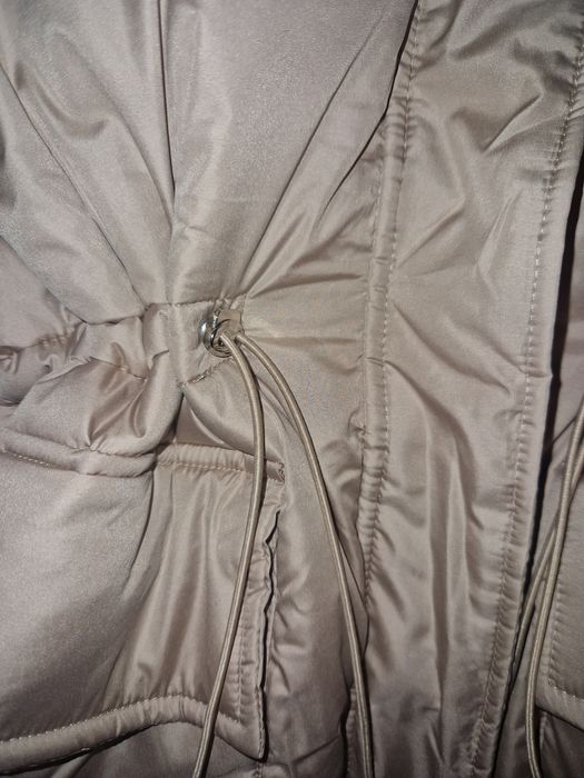 Страхотно ново яке с качулка