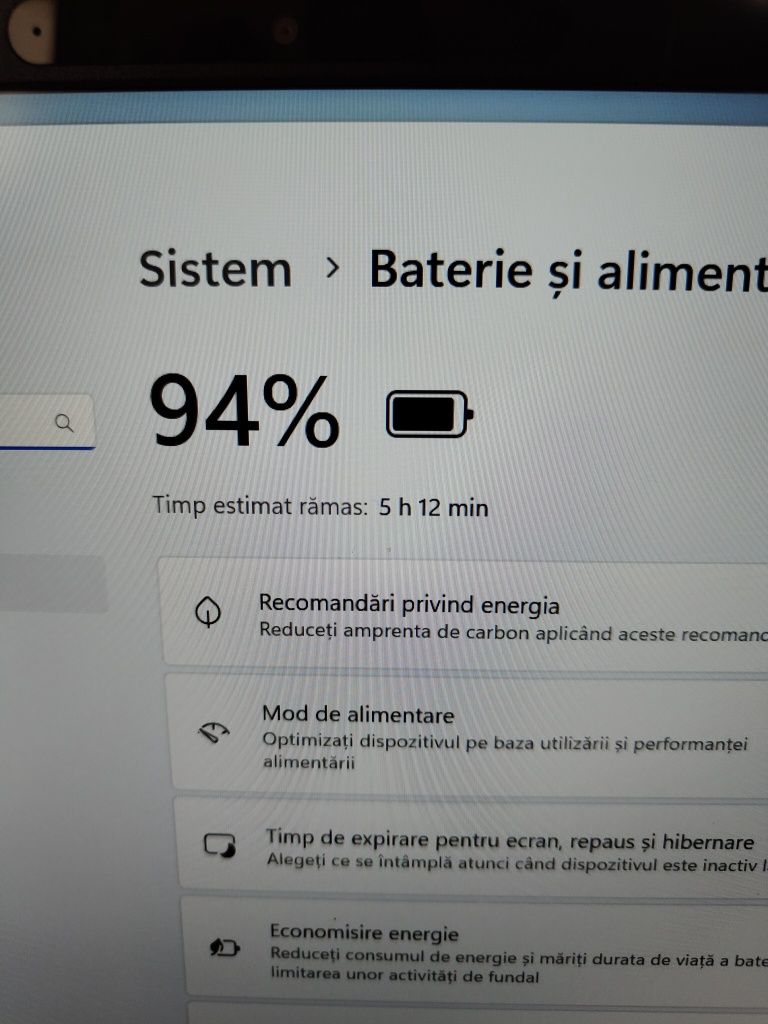 Laptop HP/ 14 inch / i3-8145U/ 8 GB RAM / ssd 512 GB/