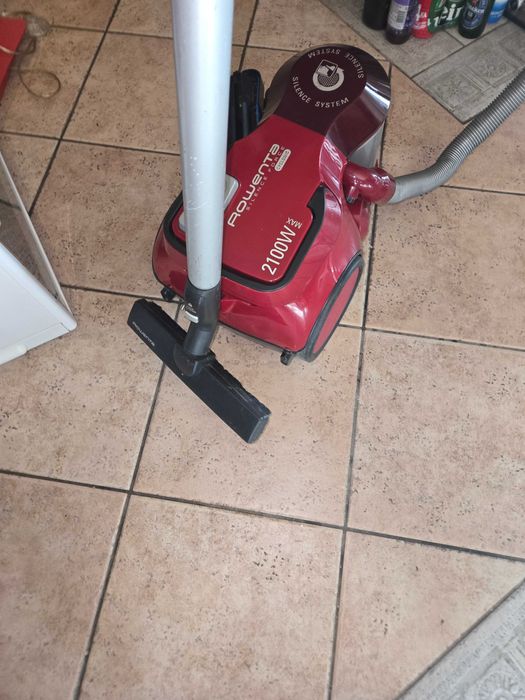 Прахосмукачка Rowenta silence force cyclonic 2100w