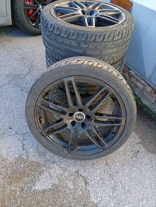 Гуми с джанти 19ки ауди