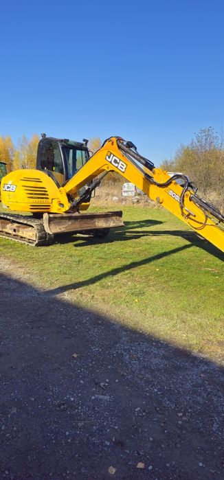 Vanzare excavator JCB 8085ZTZ