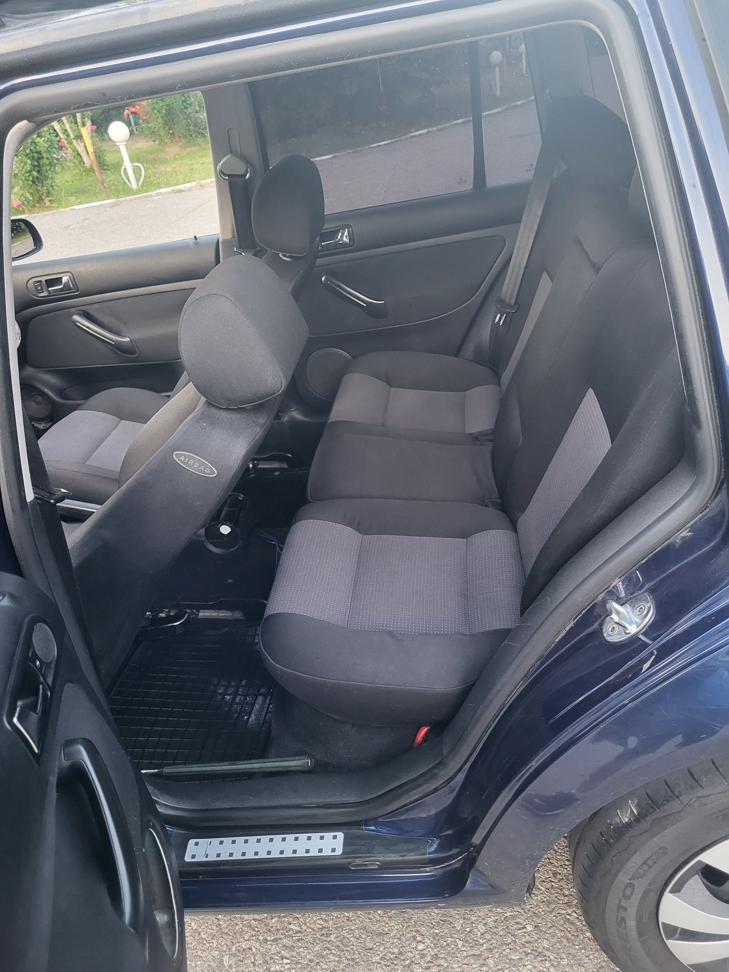 Se vinde golf 4 axr