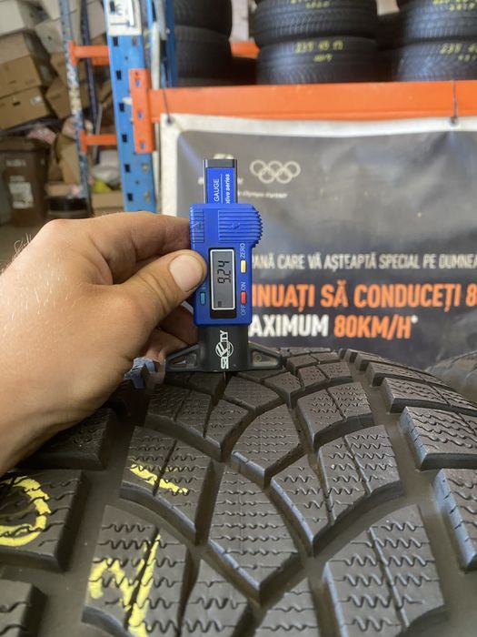 Anvelope iarna 235/50/20 Goodyear Ultra Grip Performance 235 50 20 R20