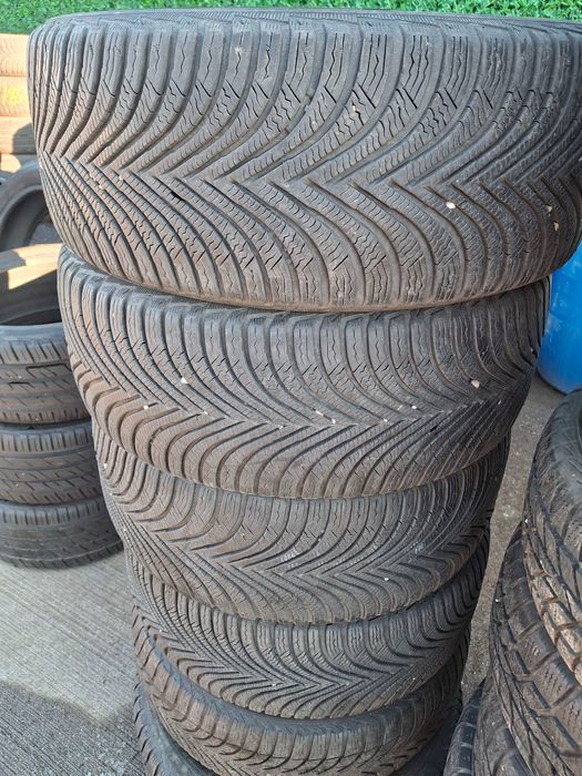 4бр. зимни гуми 225/45/17 Michelin Alpin 5