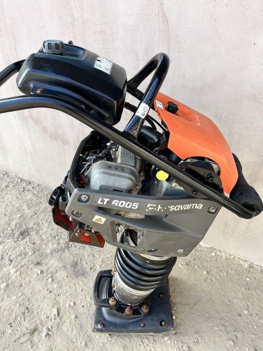 Huqvarna LT6005 mai compactor impecabil hilti milwaukee bomag