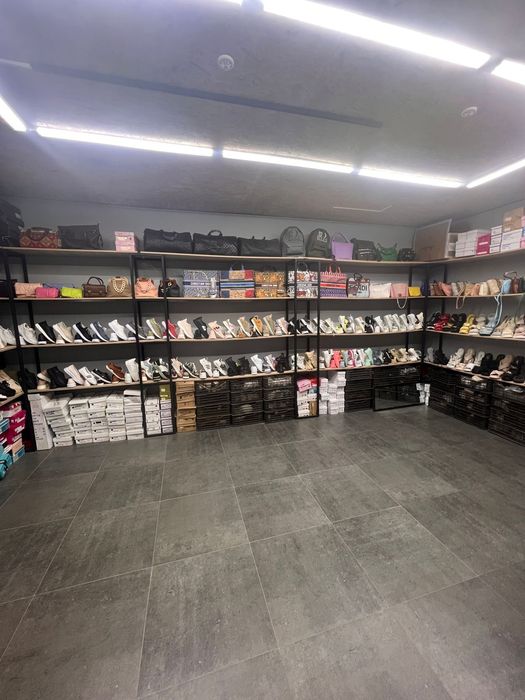 Продам бутик на рынке Бек